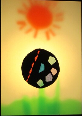 影絵スタンドをつくろう(R7)の作品①.JPG