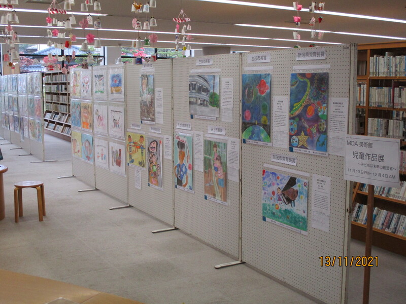 作品展会場1